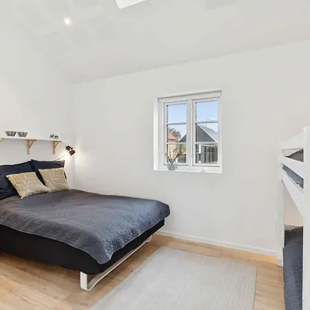 Villa Bright And Lovely In *