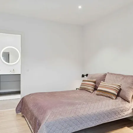 Bright And Lovely In Villa *