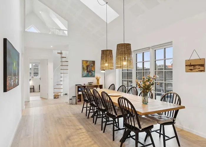 Bright And Lovely In *