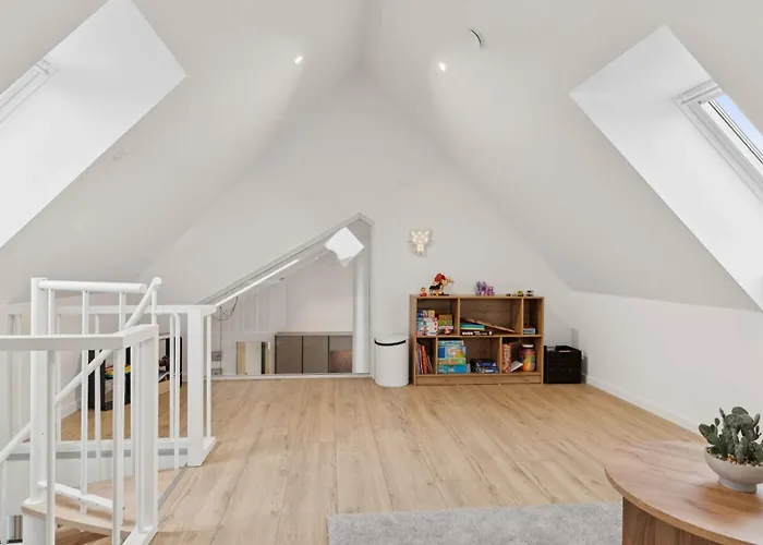 Bright And Lovely In