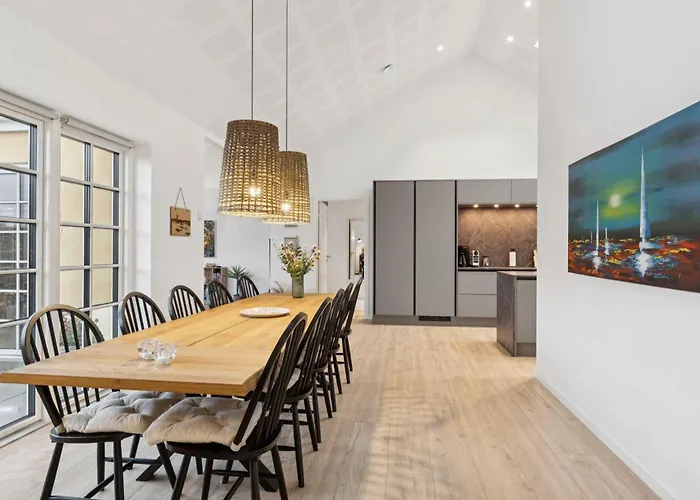 Bright And Lovely In * Σκάγκεν