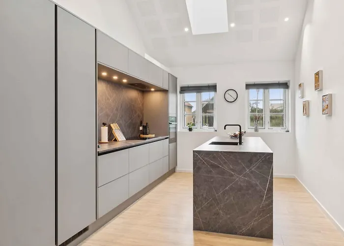 Bright And Lovely In Βίλα