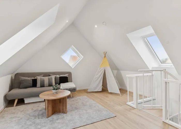 Bright And Lovely In Βίλα